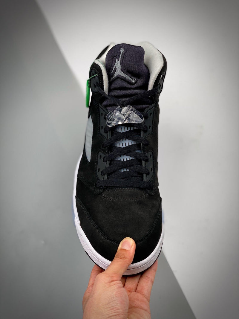 Tênis Nike Air Jordan 5 "Oreo" - Rei da Pelada