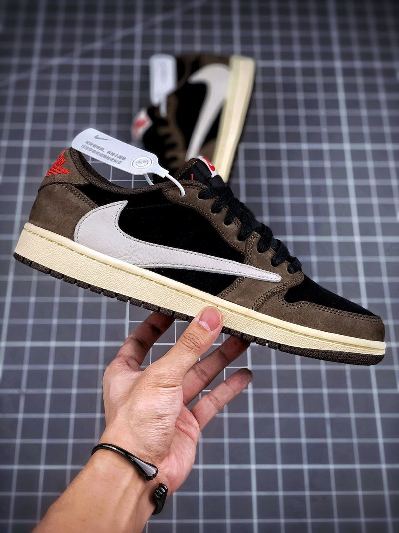 Tênis Nike Air Jordan 1 Low Travis Scott - Rei da Pelada