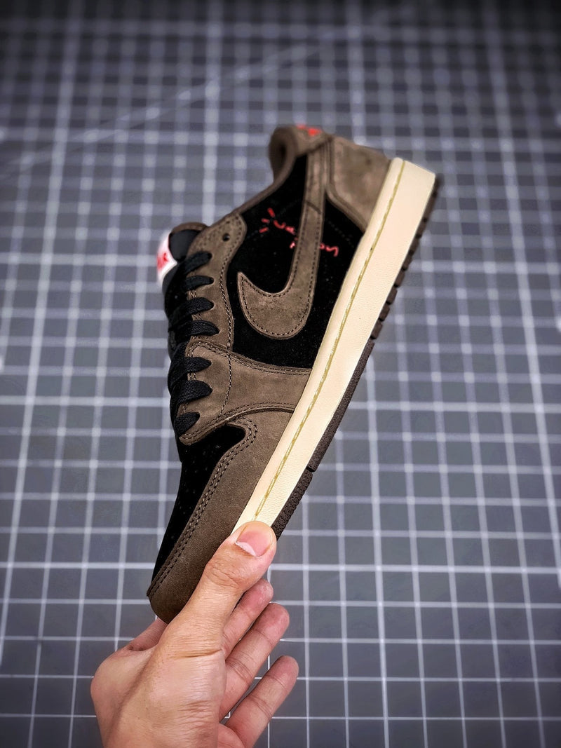 Tênis Nike Air Jordan 1 Low Travis Scott - Rei da Pelada