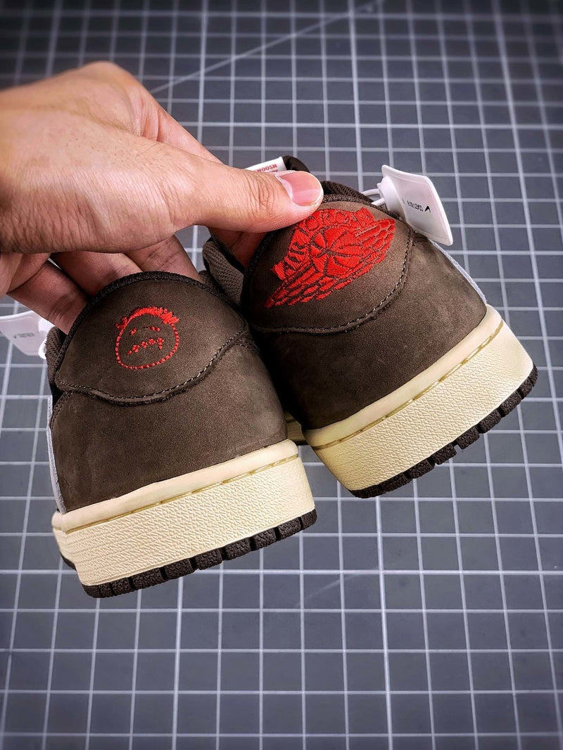 Tênis Nike Air Jordan 1 Low Travis Scott - Rei da Pelada