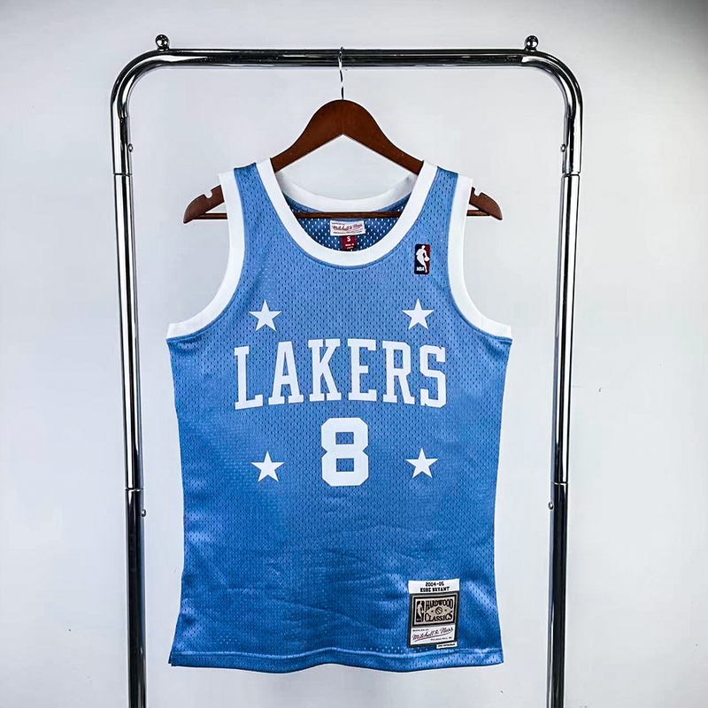 Regata Mitchell & Ness Los Angeles Lakers Alternate Kobe Bryant 2004-2005 Azul - Rei da Pelada