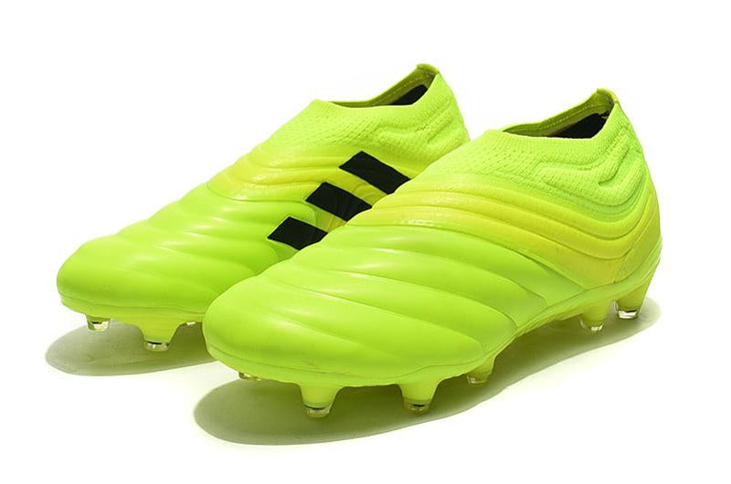 Chuteira Adidas Copa 19+ Campo