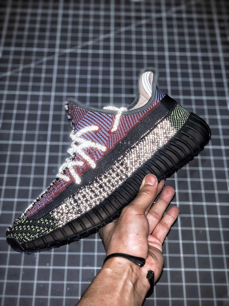 Tênis Adidas Yeezy Boost 350 V2 Yecheil (Refletivo) - Rei da Pelada