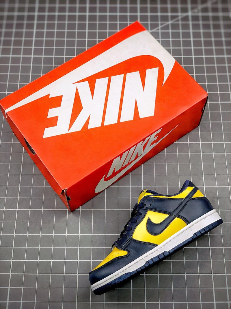 Tênis Nike SB Dunk Low "Michigan" - Rei da Pelada