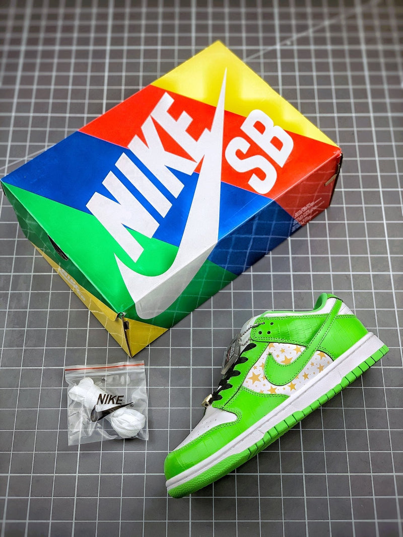 Tênis Nike SB Dunk Low x Supreme Mean Green - Rei da Pelada