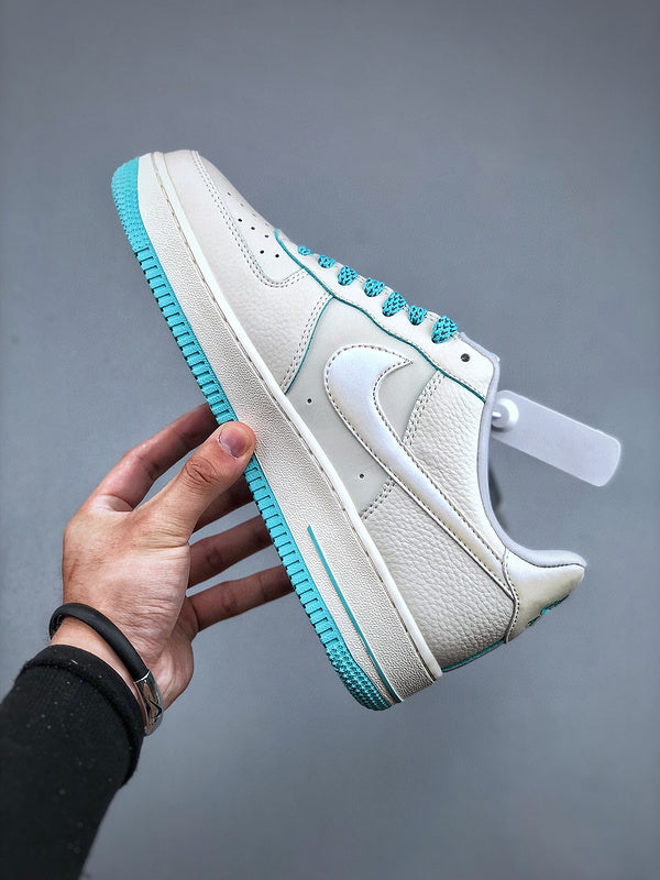 Tênis Nike Air Force 1 Low '07 - Rei da Pelada