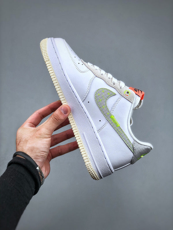 Tênis Nike Air Force 1 Low Stitch - Rei da Pelada