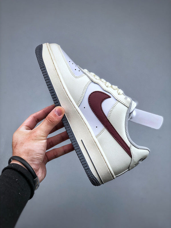 Tênis Nike Air Force 1 Low Rice Dark Red - Rei da Pelada