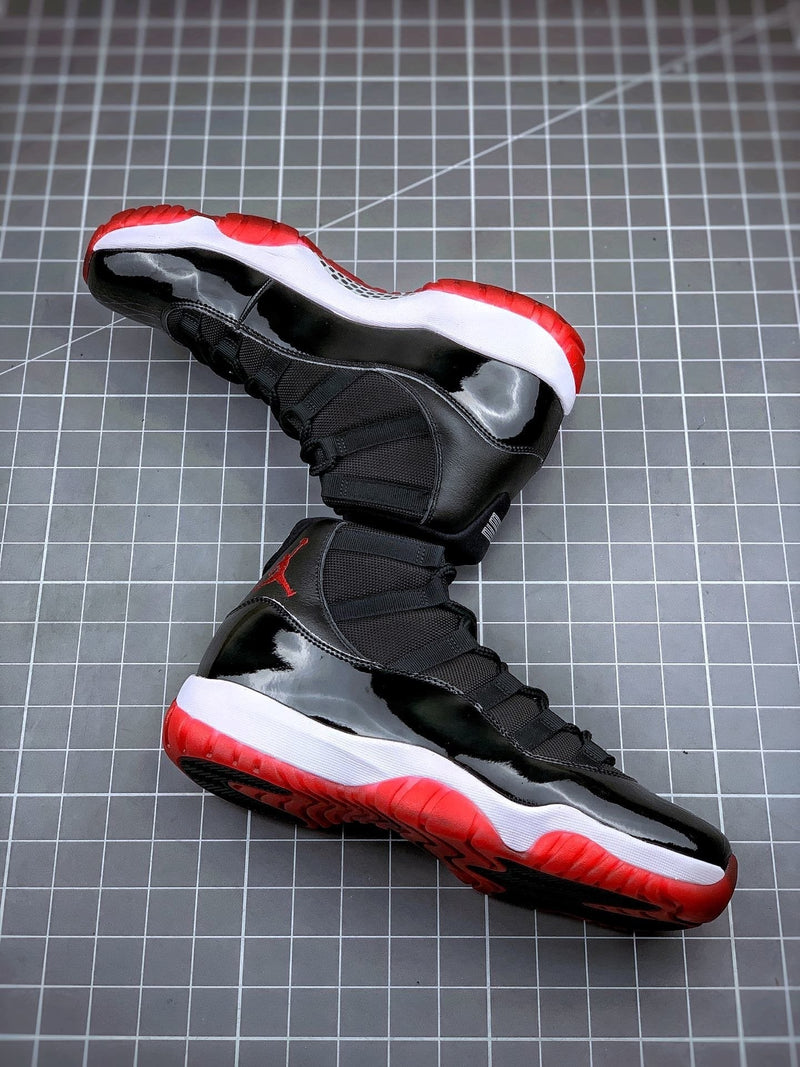 Tênis Nike Air Jordan 11 Bred - Rei da Pelada