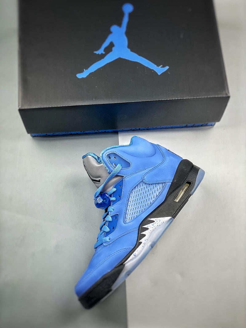 Tênis Nike Air Jordan 5 "Retro SE UNC" - Rei da Pelada