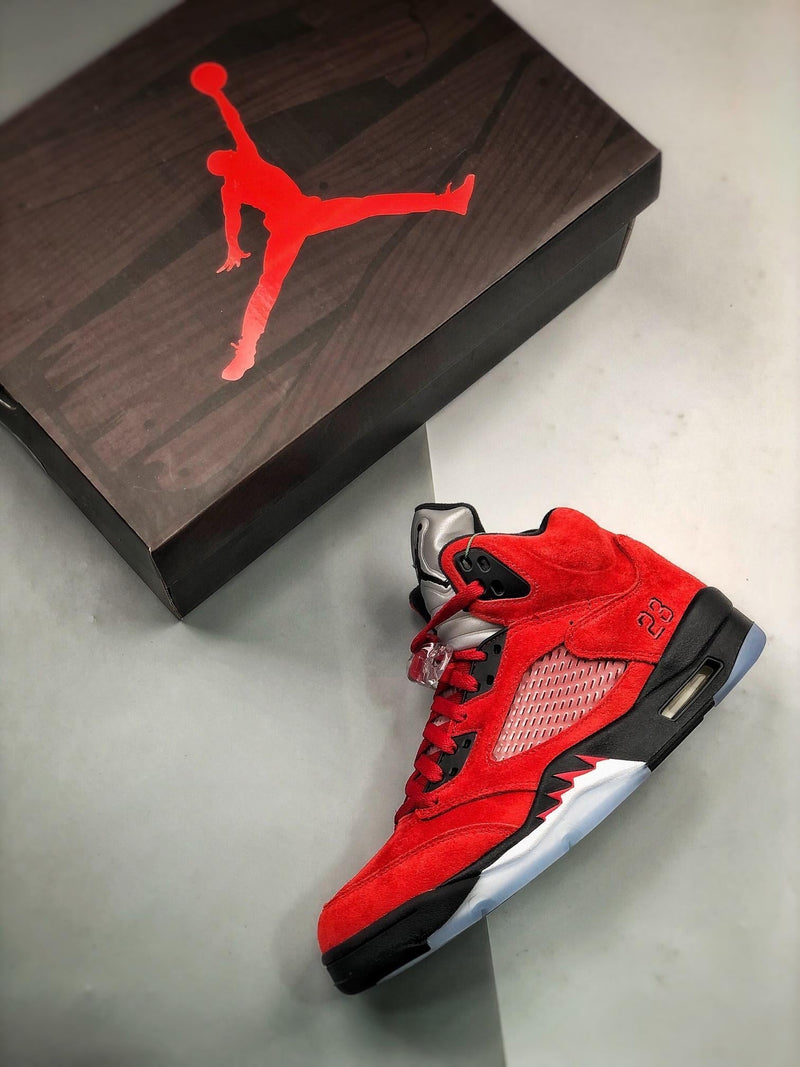 Tênis Nike Air Jordan 5 "Ranging Bull" - Rei da Pelada