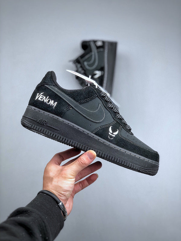 Tênis Nike Air Force 1 Low Venom - Rei da Pelada