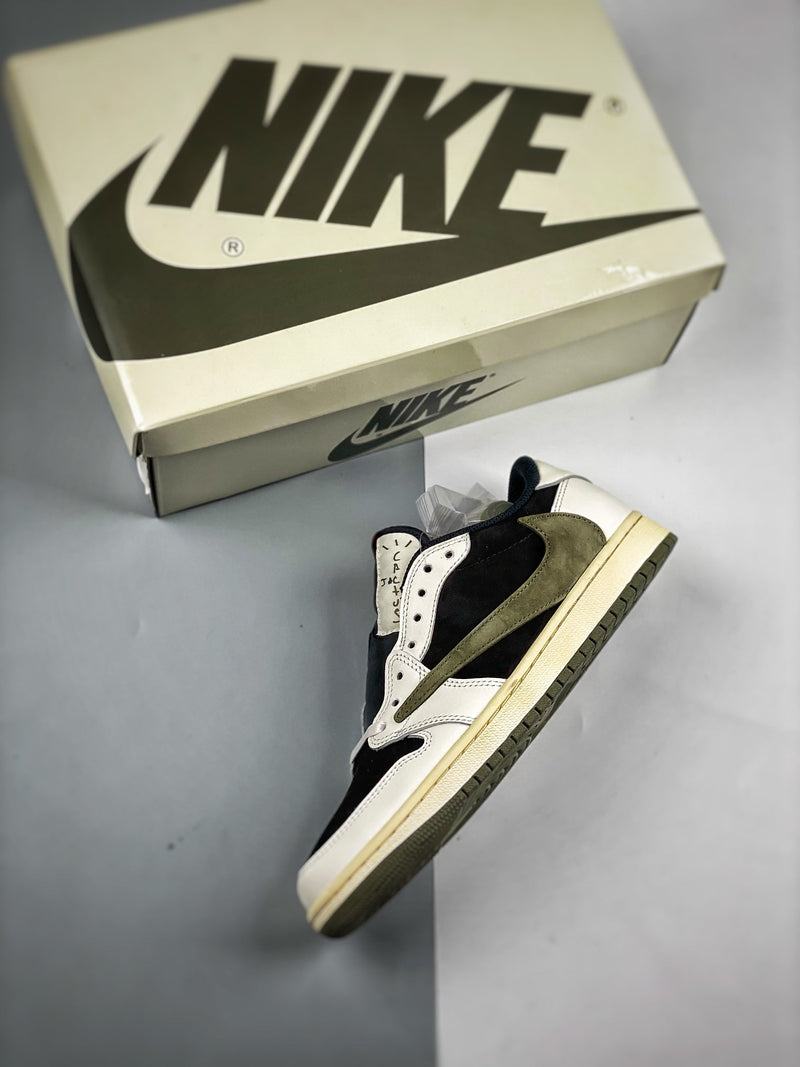 Tênis Travis Scott x Nike Air Jordan 1 Low 'Olive' - Rei da Pelada