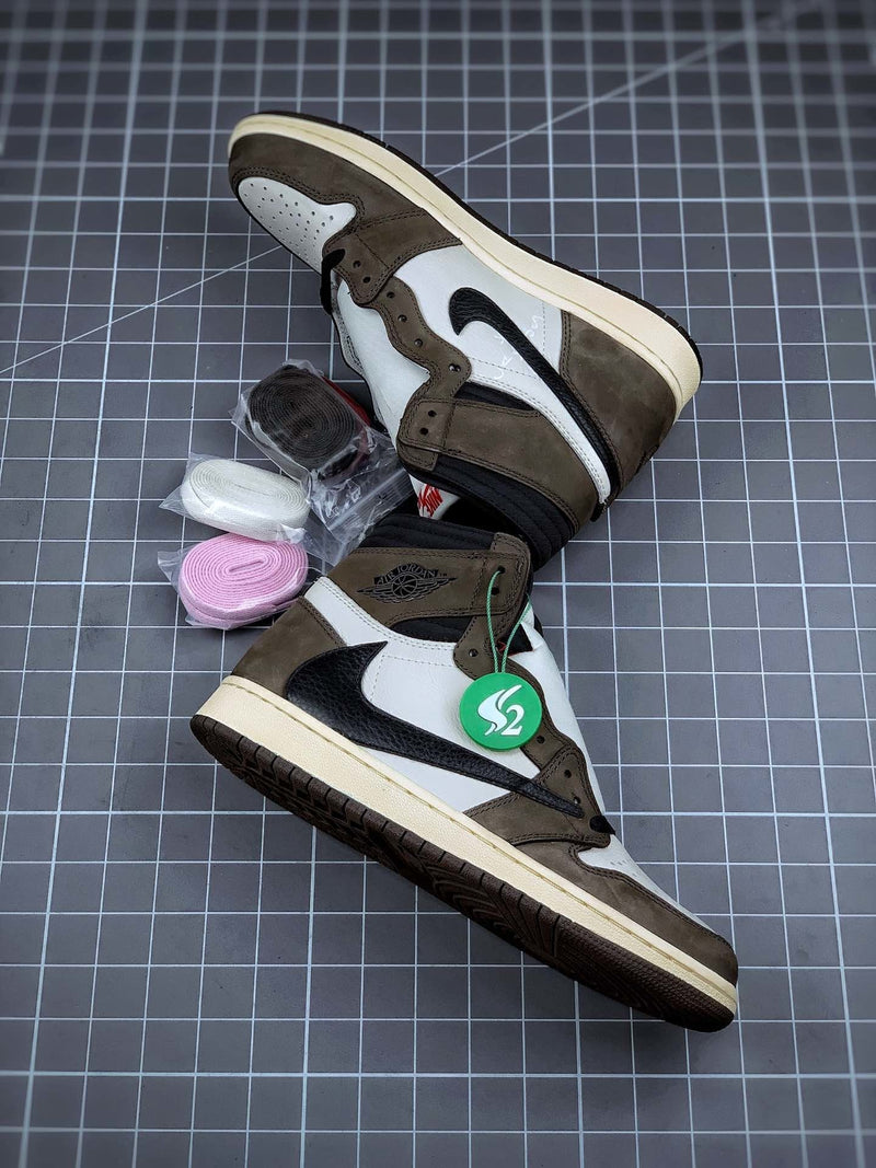 Tênis Nike Air Jordan 1 Retro High "Travis Scott" - Rei da Pelada