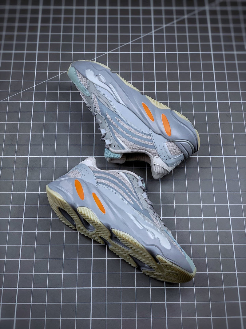 Tênis Adidas Yeezy Boost 700 V2 Inertia - Rei da Pelada