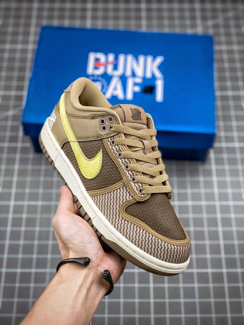 Tênis Nike SB Dunk Low x Undefeated "Inside Out" - Rei da Pelada