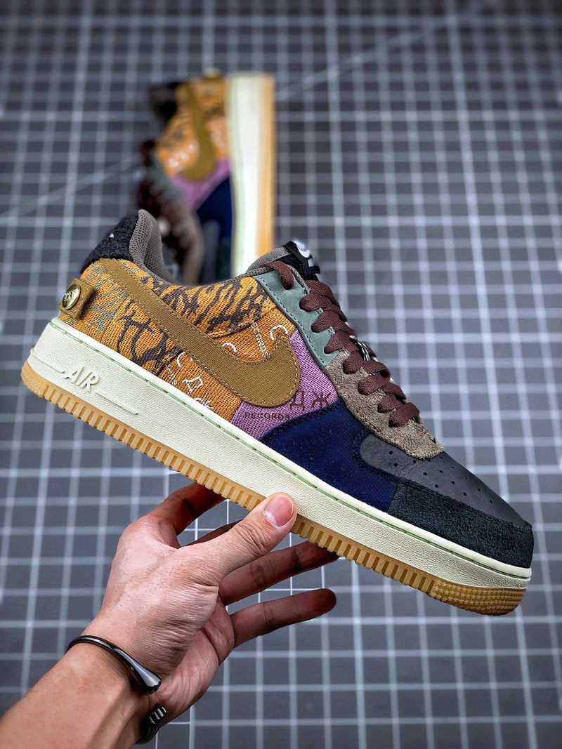 Tênis Travis Scott x Nike Air Force 1 Low 'Cactus Jack' - Rei da Pelada