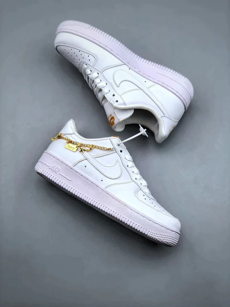 Tênis Nike Air Force 1 Low Lucky Charms - Rei da Pelada