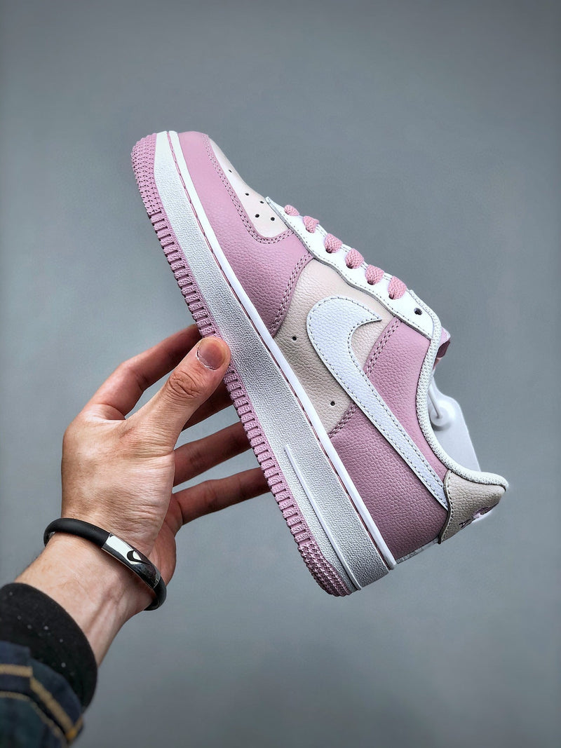 Tênis Nike Air Force 1 Low Pink Charms - Rei da Pelada