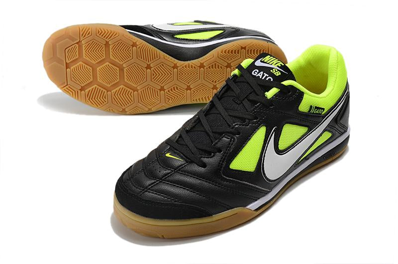 Chuteira Nike SB Gato Futsal