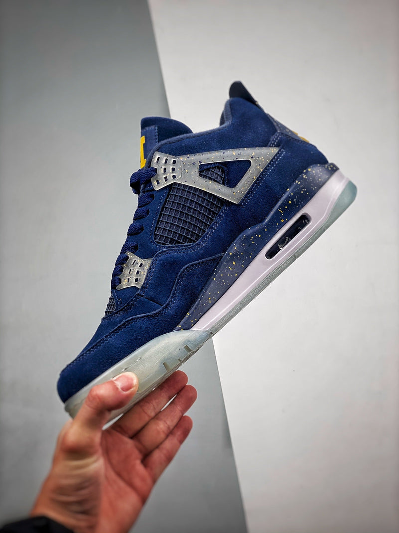 Tênis Nike Air Jordan 4 "Michigan" - Rei da Pelada