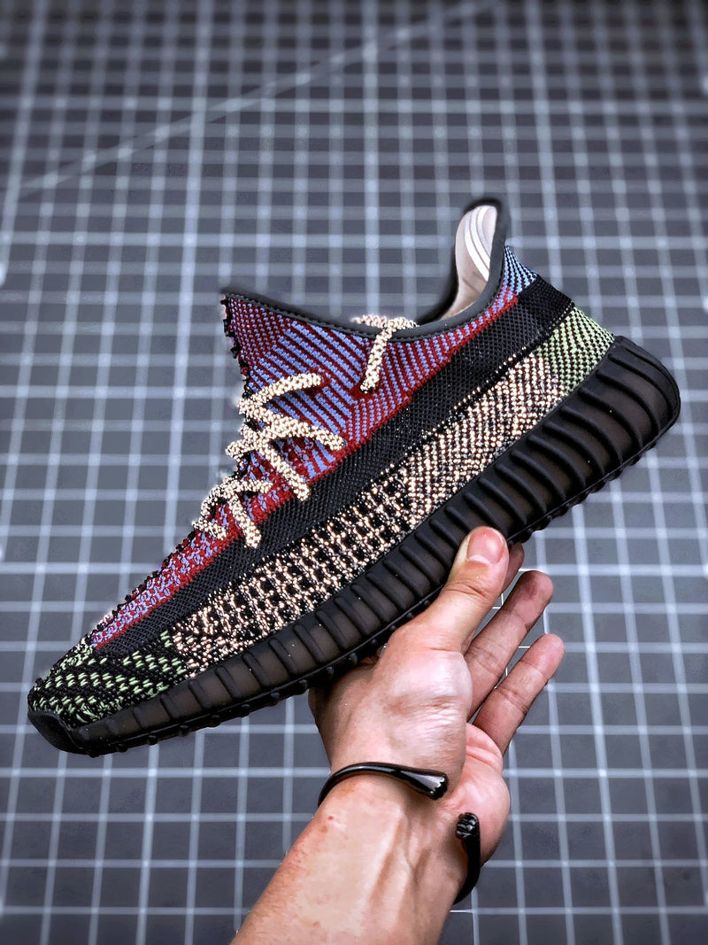 Tênis Adidas Yeezy Boost 350 V2 Yecheil (Refletivo) - Rei da Pelada