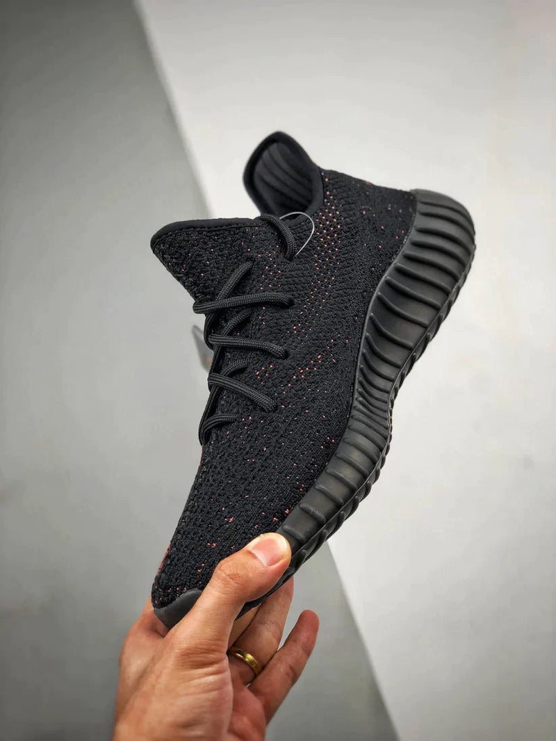 Tênis Adidas Yeezy 350 Boost V2 Core Black - Rei da Pelada