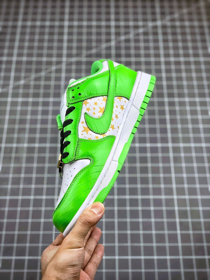 Tênis Nike SB Dunk Low x Supreme Mean Green - Rei da Pelada