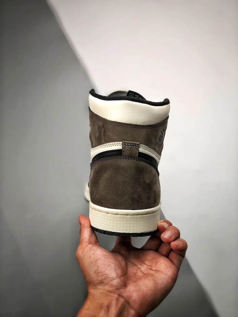 Tênis Nike Air Jordan 1 High Dark Mocha - Rei da Pelada