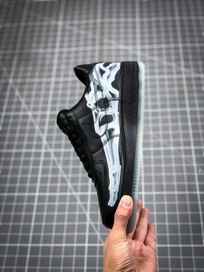 Tênis Nike Air Force 1 Low Skeleton Black - Rei da Pelada