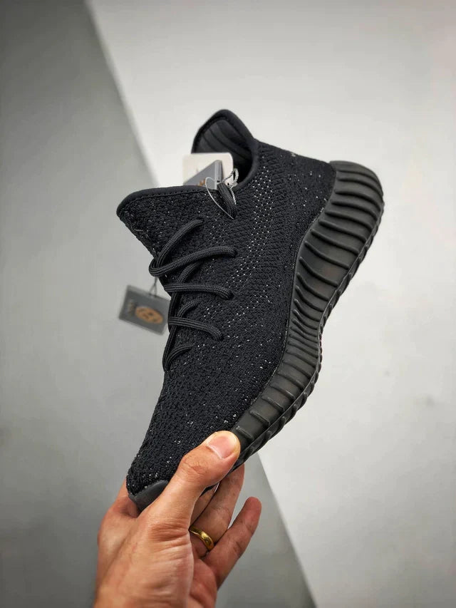 Tênis Adidas Yeezy 350 Boost V2 Oreo - Rei da Pelada