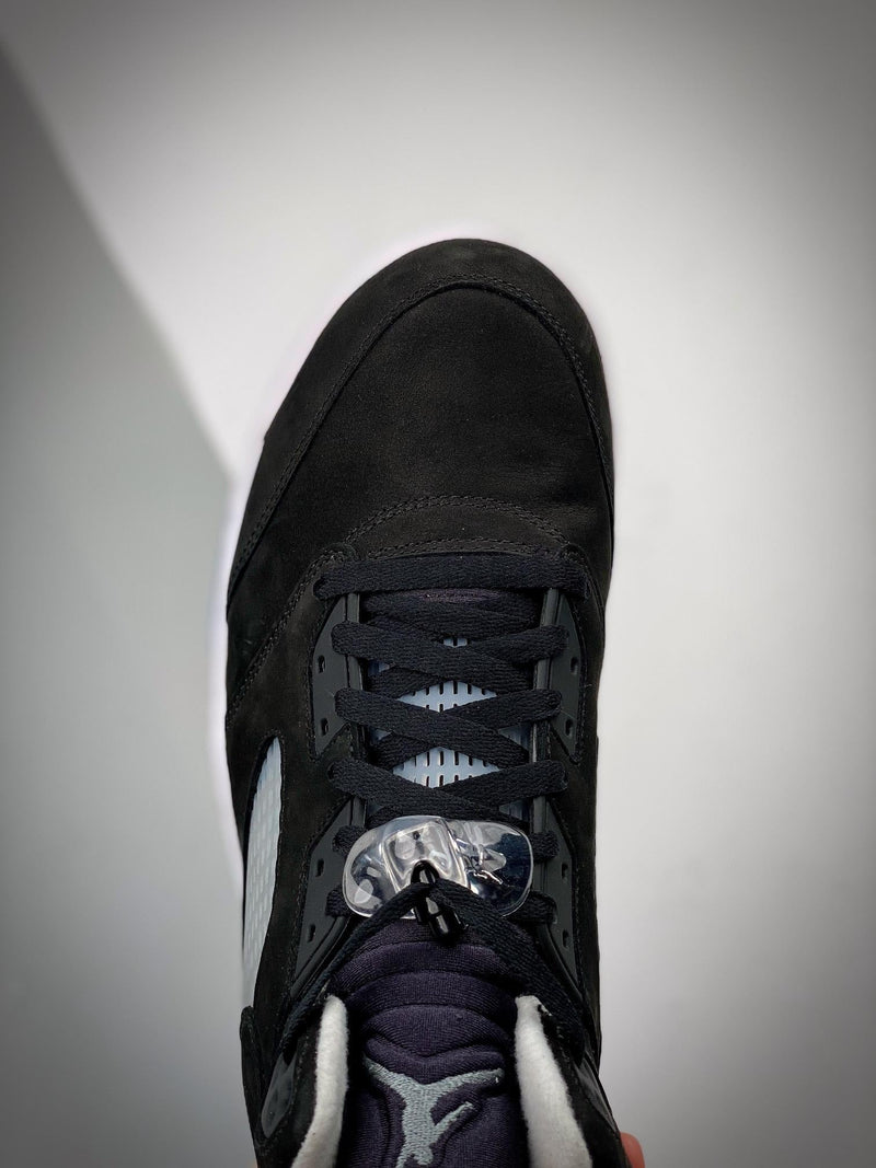 Tênis Nike Air Jordan 5 "Oreo" - Rei da Pelada