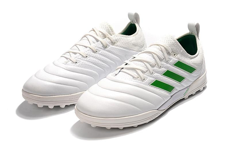 Chuteira Adidas Copa 20.1 Society