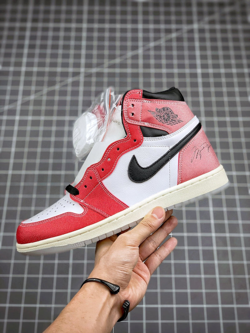 Tênis Nike x Trophy Room Air Jordan 1 High 'Freeze Out' - Rei da Pelada