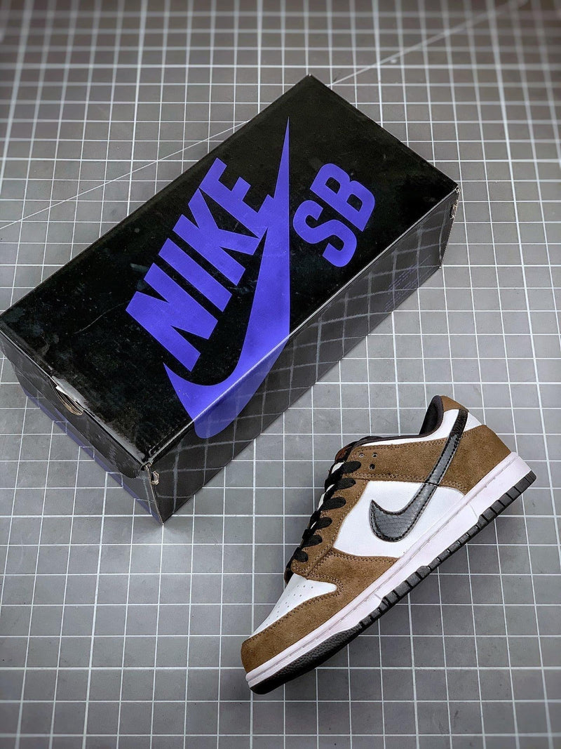 Tênis Nike SB Dunk Low "Trail End Brown" - Rei da Pelada