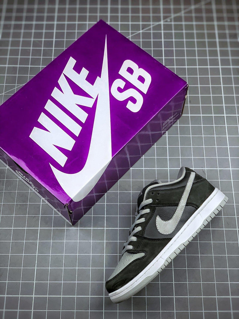 Tênis Nike SB Dunk Low J-PAC "Shadow" - Rei da Pelada