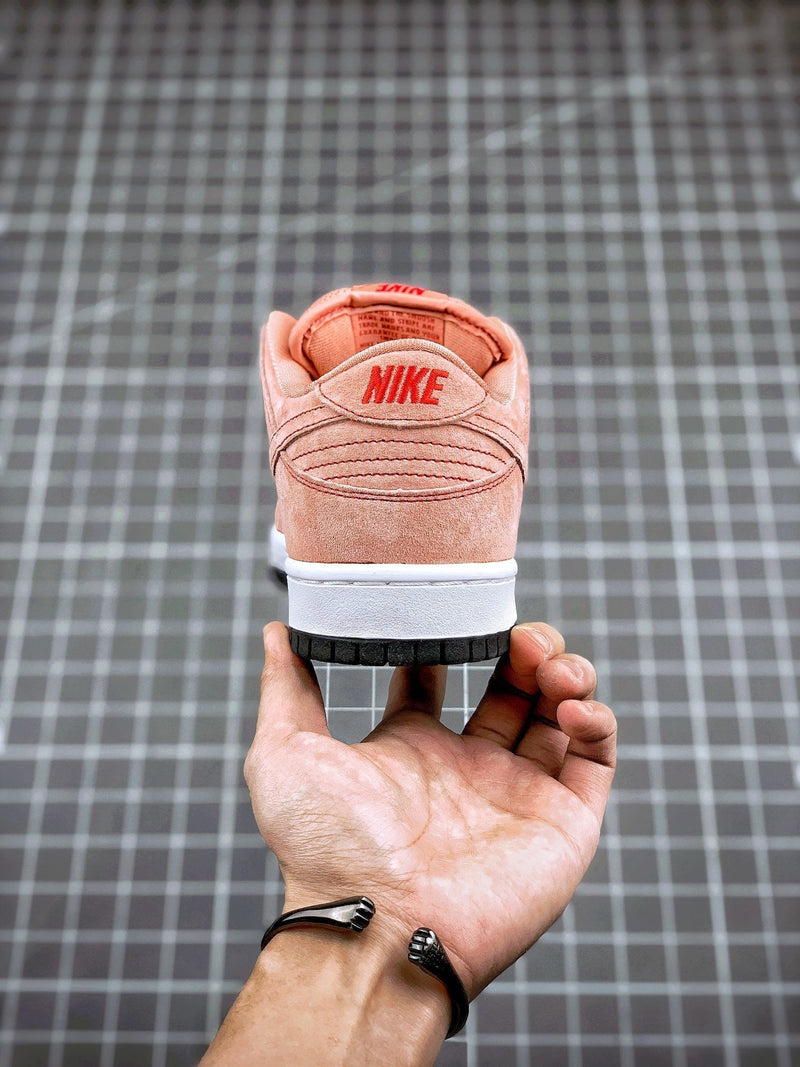 Tênis Nike SB Dunk Low "Pink" - Rei da Pelada