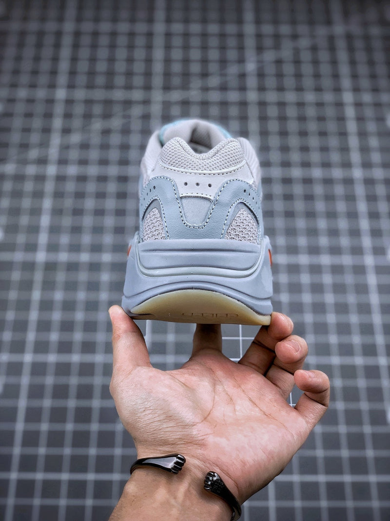 Tênis Adidas Yeezy Boost 700 V2 Inertia - Rei da Pelada