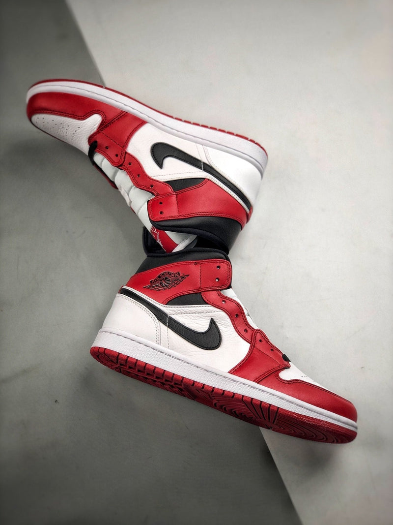 Tênis Nike Air Jordan 1 Mid "Chicago" - Rei da Pelada