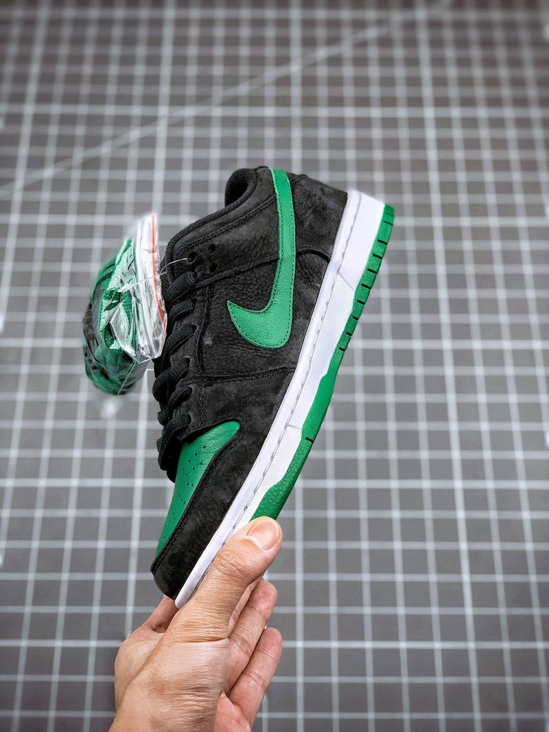 Tênis Nike SB Dunk Low "Black Pine Green" - Rei da Pelada