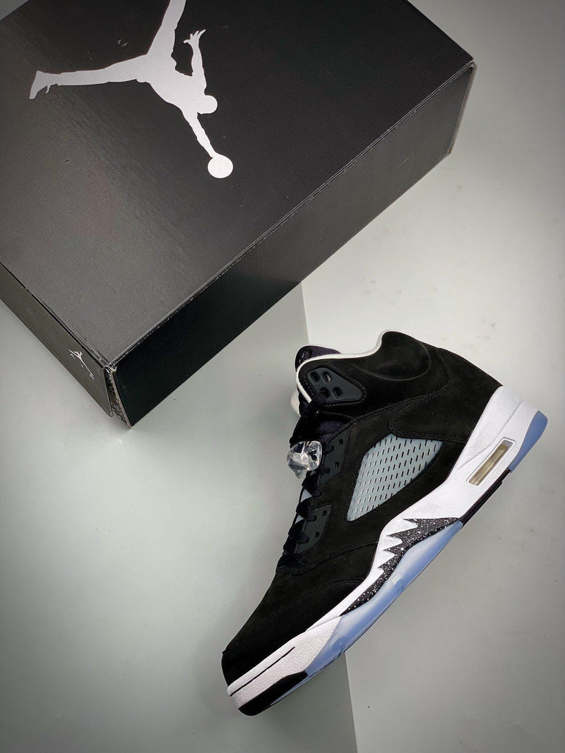 Tênis Nike Air Jordan 5 "Oreo" - Rei da Pelada