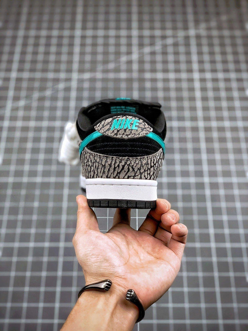 Tênis Nike SB Dunk Low "Atmos Elephant" - Rei da Pelada