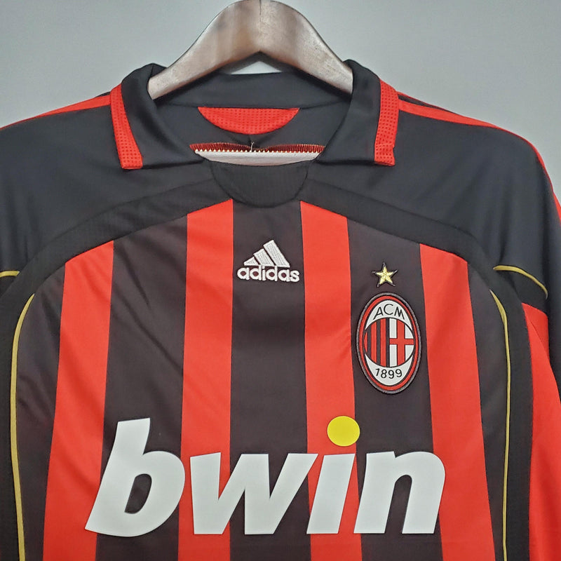 Camisa Retrô AC Milan 2006/07 Home