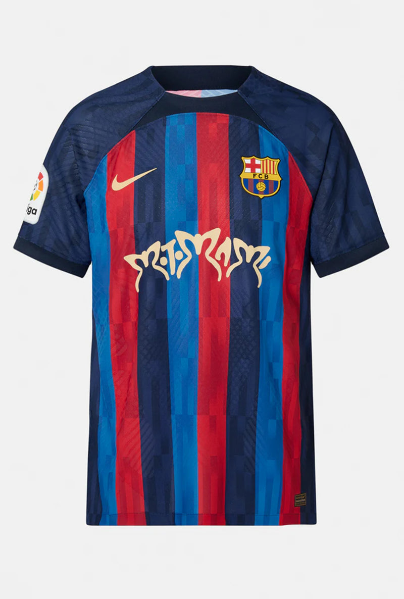 Camisa Barcelona Edição Especial Rosalía Motomami 22/23 Vermelha E Azul Masculina