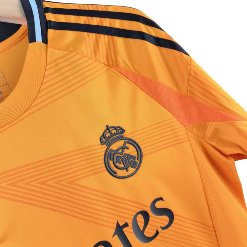 Camisa Real Madrid Away 24/25 Torcedor Masculina - Laranja