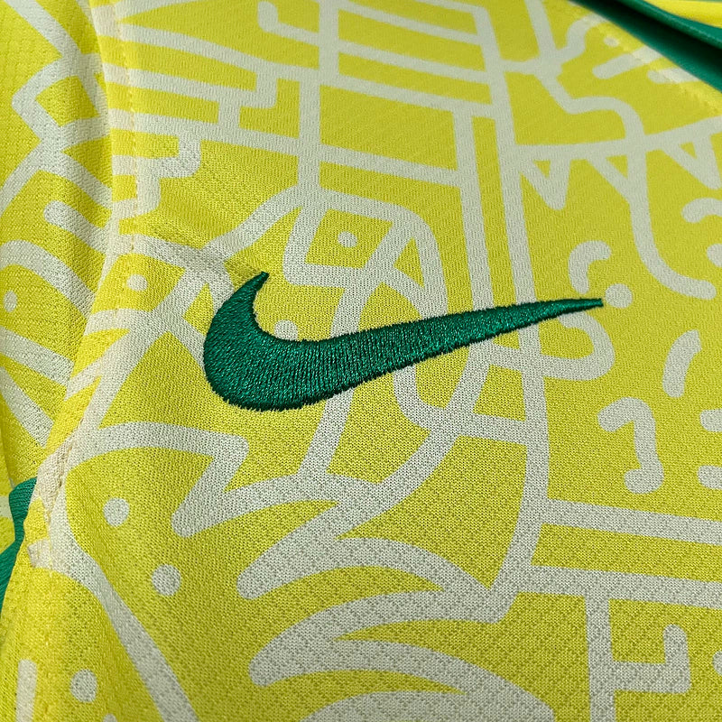 Camisa Feminina Brasil Nike 24/25 Amarela e Verde Baby Look