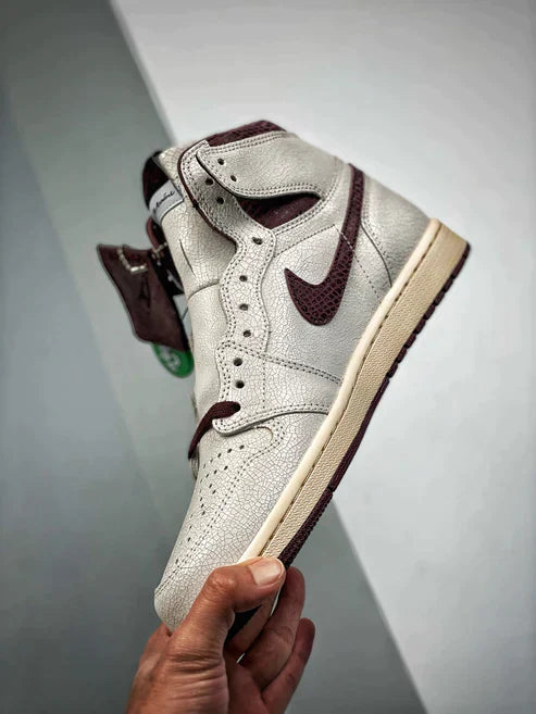 Tênis Nike x A Ma Maniere Air Jordan 1 High "Sail and Burgundy" - Rei da Pelada