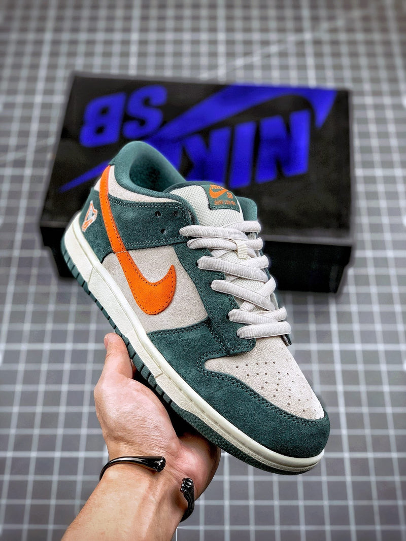 Tênis Nike SB Dunk Low "Eire" - Rei da Pelada