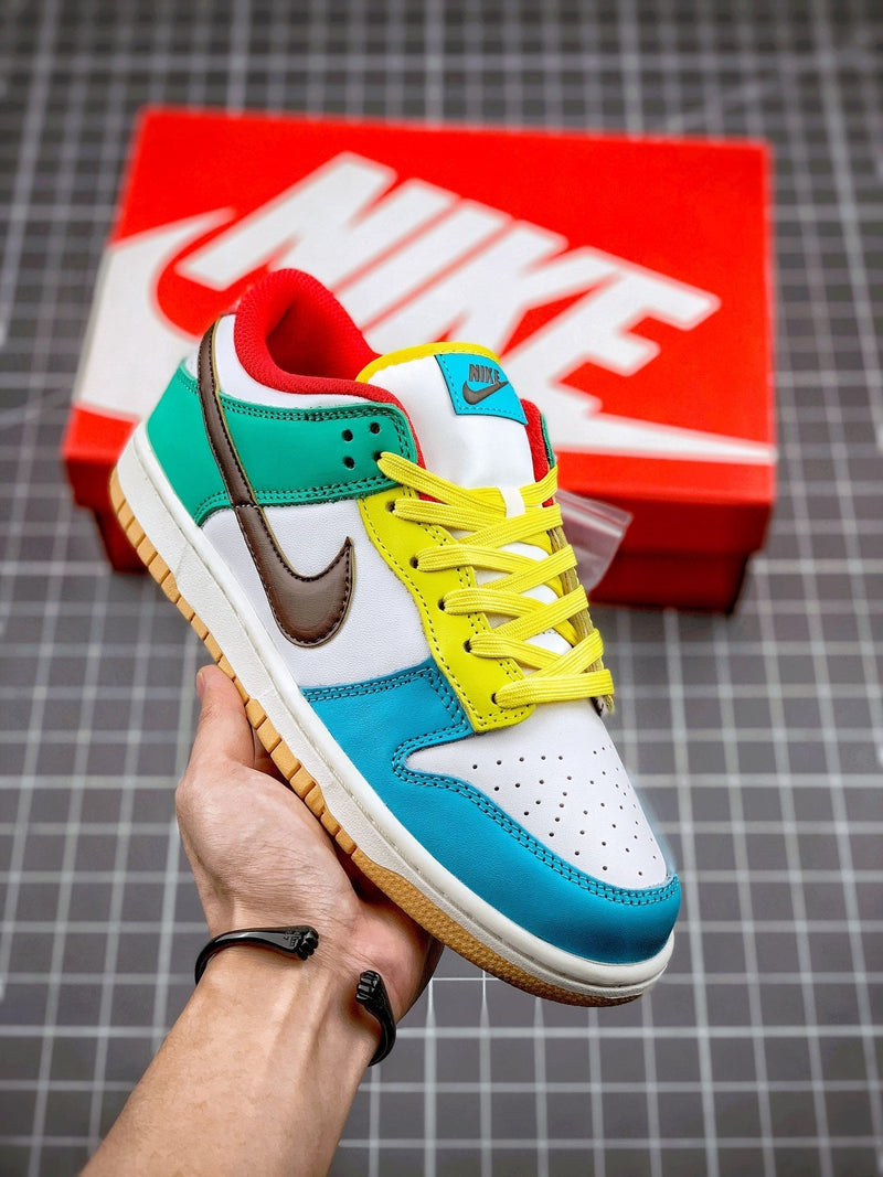 Tênis Nike SB Dunk Low "Free 99" - Rei da Pelada