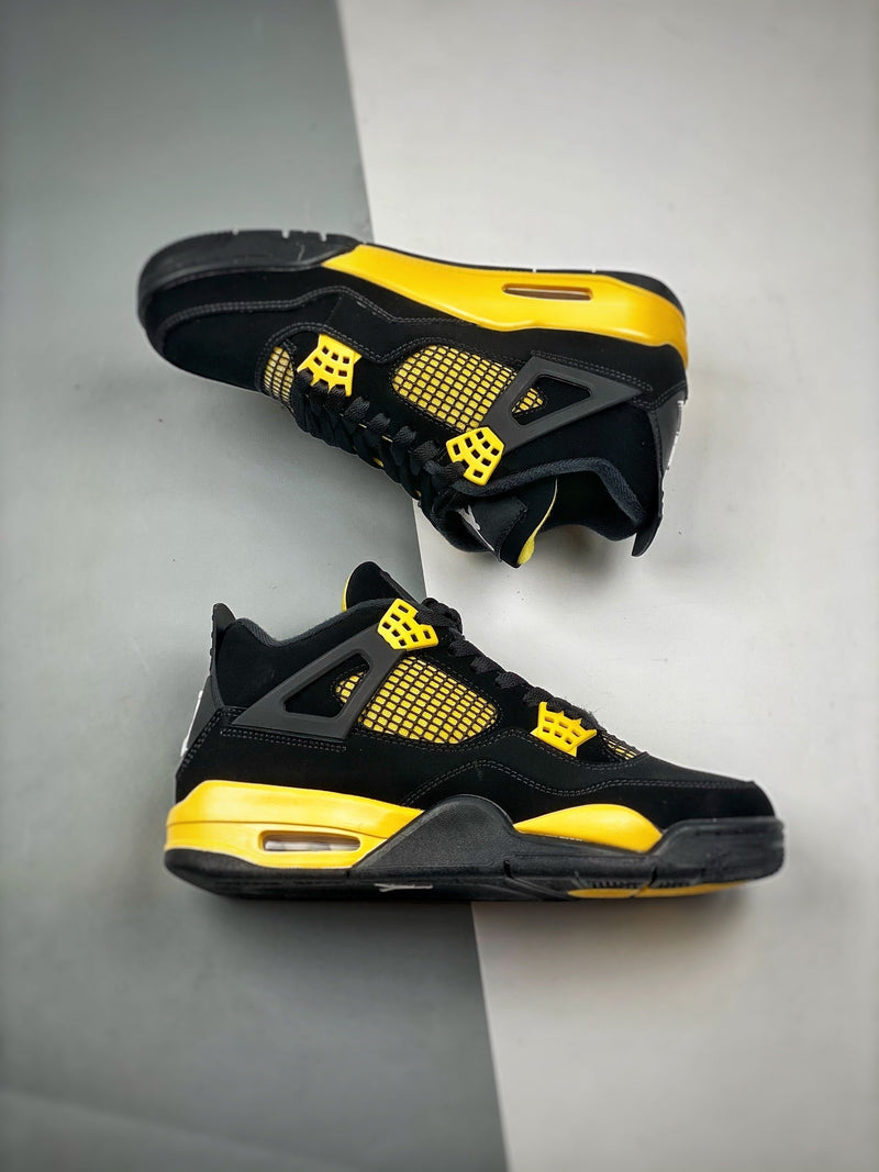 Tênis Nike Air Jordan 4 "Thunder" - Rei da Pelada